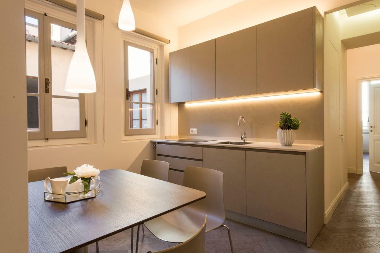 - Duomo Contemporary Apartamento *
